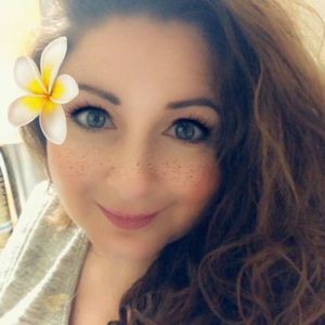 Meet your Posher, Leanne